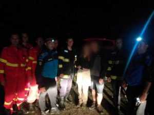 (VIDEO) Salvamont Argeș a salvat o turistă din calea viiturii! 1 salvamont - (VIDEO) Salvamont Argeș a salvat o turistă din calea viiturii!