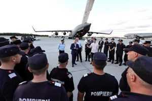 (VIDEO) Pompierii din Argeș ajută la stingerea incendiile de vegetație din Franța! 2 isuuu - (VIDEO) Pompierii din Argeș ajută la stingerea incendiile de vegetație din Franța!