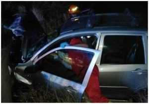 Accident cu trei victime la Căteasca! Un șofer a intrat cu mașina într-un cap de pod! 7 accident la cateasca