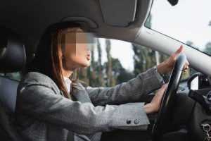 Tânără de 20 de ani cu permisul suspendat, la plimbare cu mașina pe străzile argeșene! 1 soferita5 - Tânără de 20 de ani cu permisul suspendat, la plimbare cu mașina pe străzile argeșene!