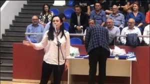 (VIDEO) Simona Bucura Oprescu participă la celebrarea celor 10 ani ai CS Dacia Mioveni 2012! 1 bucura - (VIDEO) Simona Bucura Oprescu participă la celebrarea celor 10 ani ai CS Dacia Mioveni 2012!