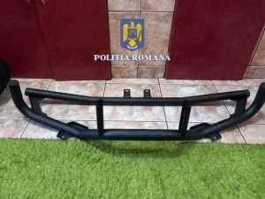 Doi tineri din Argeș au furat accesorii auto de peste 160.000 de lei, din firma în care lucrau! 2 bara furt - Doi tineri din Argeș au furat accesorii auto de peste 160.000 de lei, din firma în care lucrau!