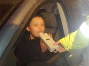 Accident provocat de o șoferiță din Mioveni! A băut bine, iar apoi s-a urcat la volan 1 soferita2 - Accident provocat de o șoferiță din Mioveni! A băut bine, iar apoi s-a urcat la volan