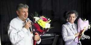 Distincție importantă acordată managerului Teatrului Alexandru Davila 9 dan tudor - Distincție importantă acordată managerului Teatrului Alexandru Davila