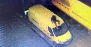 romani chanel duba 1 - 6 români au spart o fabrică CHANEL din Franța!