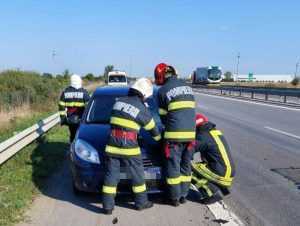 accident a1 pompieri - Accident rutier produs pe autostrada A1!