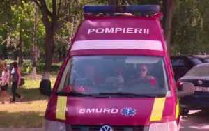 Update: Oameni înțepați de viespi! Un copil de 8 ani a ajuns la spital 1 smurd - Update: Oameni înțepați de viespi! Un copil de 8 ani a ajuns la spital