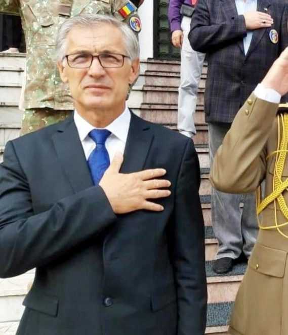 Reacție în cazul crucii dezvelite de rezerviștii SRI: „Nu vom îndepărta monumentul din cimitirul militar!” 2 Dumitru Sovar e1663663543132 - Reacție în cazul crucii dezvelite de rezerviștii SRI: „Nu vom îndepărta monumentul din cimitirul militar!”