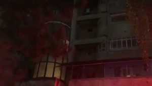 Un bărbat a fost salvat de la moarte de vecinul de jos, după ce a bătut în podea să ceară ajutor! 1 bloc - Un bărbat a fost salvat de la moarte de vecinul de jos, după ce a bătut în podea să ceară ajutor!