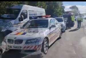 (VIDEO) Șoferii din Argeș- luați la puricat de polițiști! 1 307632113 806001627379724 7858062237418864256 n - (VIDEO) Șoferii din Argeș- luați la puricat de polițiști!