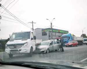 accident maracineni - ACUM: Accident în Mărăcineni! O persoană rănită