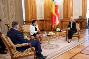 (VIDEO) Alina Gorghiu s-a întâlnit cu președintele Georgiei, doamna Salome Zourabichvili! 2 alina gorghiu3 - (VIDEO) Alina Gorghiu s-a întâlnit cu președintele Georgiei, doamna Salome Zourabichvili!