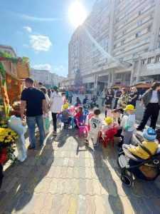 Copiii Grădiniței Elite Kids și-au vândut obiectele confecționate de ei, în scop caritabil! 5 Elite