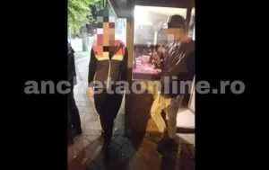 Trei minori de 10-12 ani au fost jefuiți de doi tineri, în centrul Piteștiului! 1 hoti pitesti - Trei minori de 10-12 ani au fost jefuiți de doi tineri, în centrul Piteștiului!