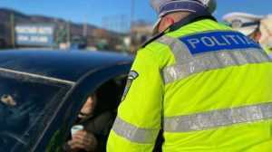Tupeu în trafic! Un piteștean de 19 ani - potolit de polițiști 1 amenda uriasa depasire cod rutier soferi 771382 - Tupeu în trafic! Un piteștean de 19 ani - potolit de polițiști