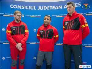Trei salvamontiști argeșeni premiați de conducerea CJ Argeș 1 salvamontiști