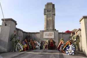 (Video) Ludovic Orban la Pitești! A participat la ceremoniile organizate cu ocazia Zilei Armatei Române 2 Orban pitesti