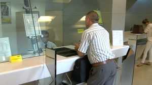 banca om - O bancă din România dispare de pe piață!