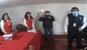 (VIDEO) Incredibil! Primarul unui oraș a fost ales dând cu banul 1 primar peru - (VIDEO) Incredibil! Primarul unui oraș a fost ales dând cu banul