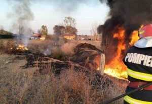 incendiu foc e1667318311279 - ACUM! Incendiu în Argeș după scurgerea unor reziduri!