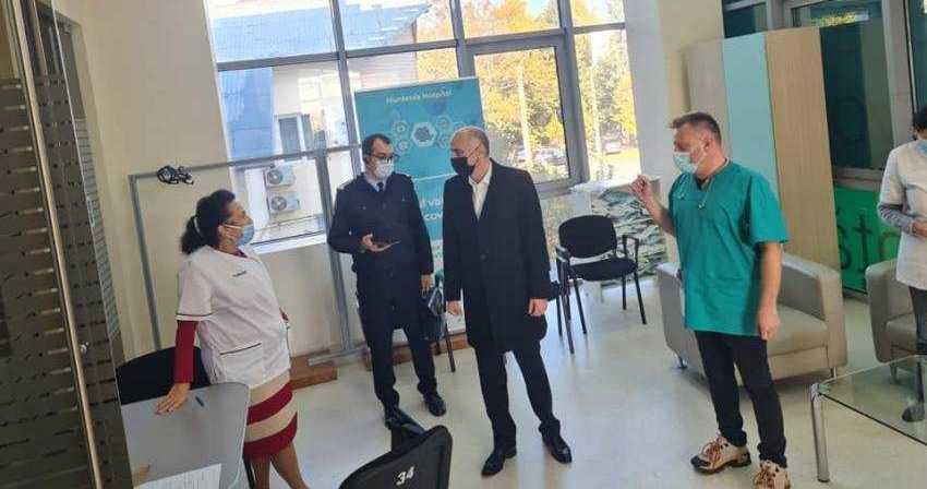 Pandemia, permisele, fumatul în şcoli şi procesele cu Elena Lasconi au marcat primul an de mandat al prefectului Radu Perianu 1 prefect perianu pandemie