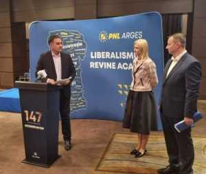 PNL Argeș: "Ținem Transfăgărășanul deschis și după 4 noiembrie!" 1 alina gorghiu - PNL Argeș: "Ținem Transfăgărășanul deschis și după 4 noiembrie!"