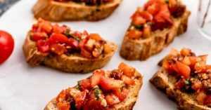 bruschete cu rosii