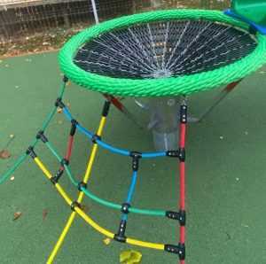 316117127 506345311519821 4912563322651865565 n - Vești bune pentru micuții unui cartier din Pitești! Un nou loc de joacă modernizat!