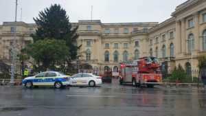 Incendiu la Palatul Regal! 150 de oameni au fost evacuați 1 incendiu palatul regal - Incendiu la Palatul Regal! 150 de oameni au fost evacuați