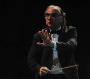 Joi, 23 noiembrie Filarmonica Pitești organizează ultimul concert simfonic al lunii 1 Jordi Mora 1 - Joi, 23 noiembrie Filarmonica Pitești organizează ultimul concert simfonic al lunii
