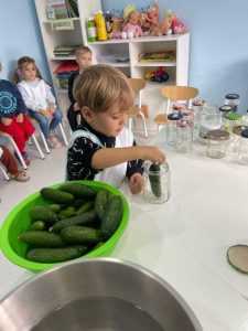 316175404 629641752285703 1473354324289877578 n - Activități de toamnă desfășurate de copiii de la Elite Kids