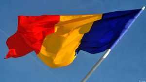 Ion Baicea, primarul orașului Costești: „ La mulți ani, România!” 20 Baicea drapel