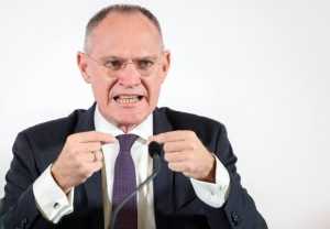 Ministrul de Interne austriac i-a sfidat pe jurnaliștii români prezenți la Bruxelles 19 karner ministru austria schengen - Ministrul de Interne austriac i-a sfidat pe jurnaliștii români prezenți la Bruxelles