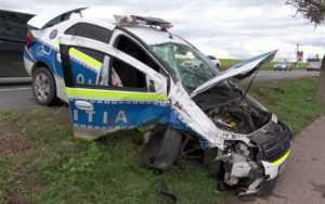 masina politie accident - Accident cu mașina de Poliție! Trei agenți au fost răniți