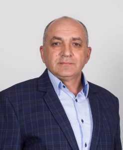 Holcim România, investiție în panouri fotovoltaice la cinci școli din comunitatea locală din Câmpulung 1 Cornel Banu - Director al fabricii de la Câmpulung Holcim România