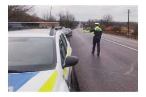 Argeș - În numai două ore polițiștii au dat 18 amenzi și au reținut 4 permise de conducere 1 arges politistii