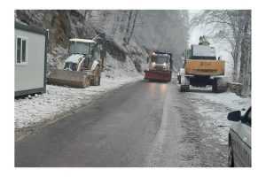 Atenție la circulație în condiții de iarnă! Dotarea mașinilor cu anvelope de iarnă este obligatorie! 3 circulație