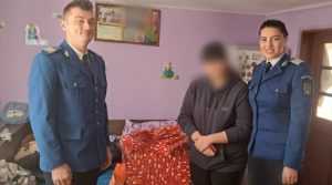 Jandarmii argeșeni, mesagerii lui Moș Crăciun pentru Daria, o elevă din Budeasa 1 jandarmii arges