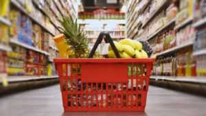 alimentara poza buna alimentara supermarket c5a52fdd86 - ALERTĂ ALIMENTARĂ! Fructe cu pesticide- retrase din magazine