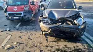 Incredibil! Încă un accident cu 2 autoturisme în municipiul Pitești! 1 accidenttt - Incredibil! Încă un accident cu 2 autoturisme în municipiul Pitești!