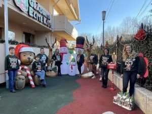 Echipa grădiniței Elite Kids, vă urează An Nou plin de bucurii, alături de cei dragi! 14 Elite