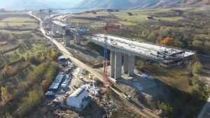 RETROSPECTIVA 2022: Economia anului - de la criza pandemică, la cea amplificată de războiul din Ucraina 1 1 autostrada sibiu boita 17 iask - RETROSPECTIVA 2022: Economia anului - de la criza pandemică, la cea amplificată de războiul din Ucraina