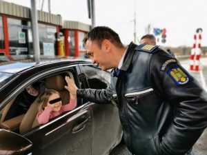 Ce documente trebuie să aveți. Concediul în străinătate cu copiii 3 politia de frontiera copiii sursa fb pf romana - Ce documente trebuie să aveți. Concediul în străinătate cu copiii