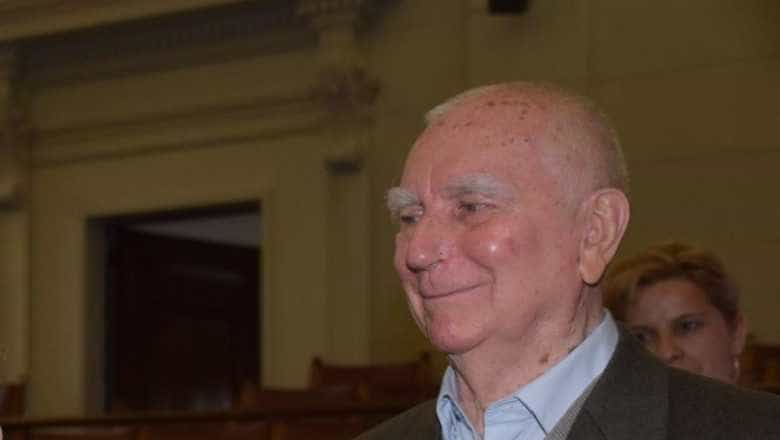 scriitorul Dumitru Radu Popescu