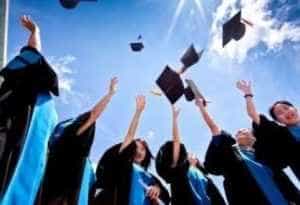Proiect - în consultare publică. Criteriilor generale de acordare a burselor pentru studenți 1 Sursă foto: wall-street.ro