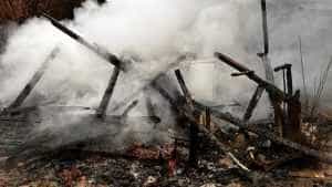 WhatsApp Image 2023 01 14 at 19.06.51 - Incendiu la o casă din comuna Stâlpeni!