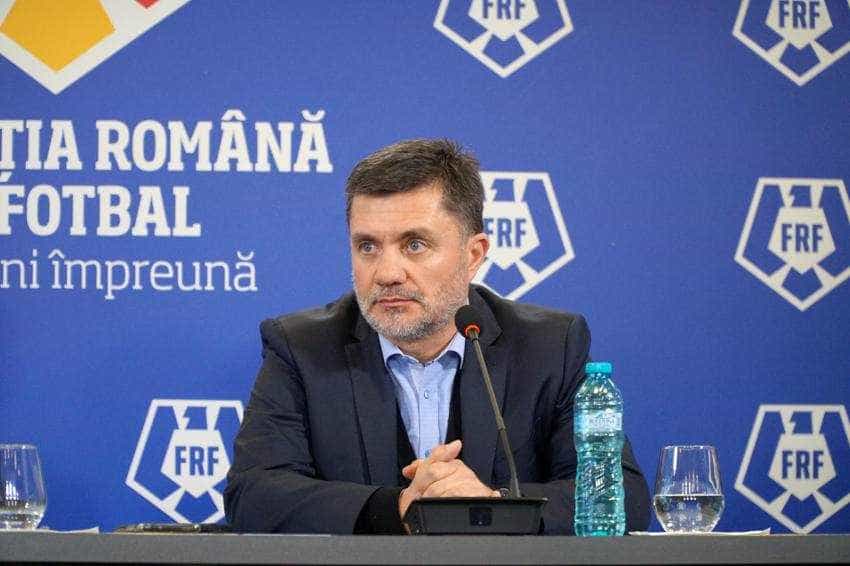 Lucian Burchel - Scandal la FC Argeș după ce a lucrat cu antrenori fără licență!