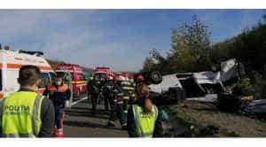 accident grav mineri gorj - PLAN ROȘU ACTIVAT! O mașină care transporta mineri s-a răsturnat