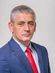 e9a0dfde c3c7 4d26 a632 2dbfde9a7a66 - (VIDEO) Bătaie într-un liceu din Mioveni! Elevii și-au împărțit pumni și picioare