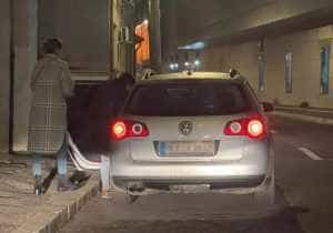 barbati promenada - Țepari în Promenada Mall! Cer bani oamenilor pentru o asociație de surdo-muți inexistentă!